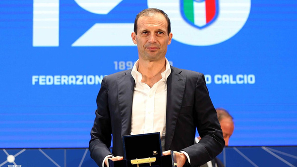 Italie : Allegri suspendu deux matchs, il manquera le choc contre la Juventus Italie : Allegri suspendu deux matchs, il manquera le choc contre la Juventus