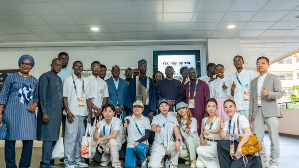 Université Amadou-Mahtar-Mbow : TCL investit plus de 400 000 dollars dans la transition énergétique et numérique Université Amadou-Mahtar-Mbow : TCL investit plus de 400 000 dollars dans la transition énergétique et numérique
