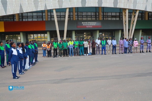 JOJ Dakar 2026: Levée des couleurs avec la Police et l'OGIS au stade Senghor