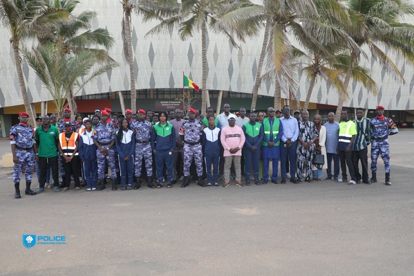 JOJ Dakar 2026: Levée des couleurs avec la Police et l'OGIS au stade Senghor