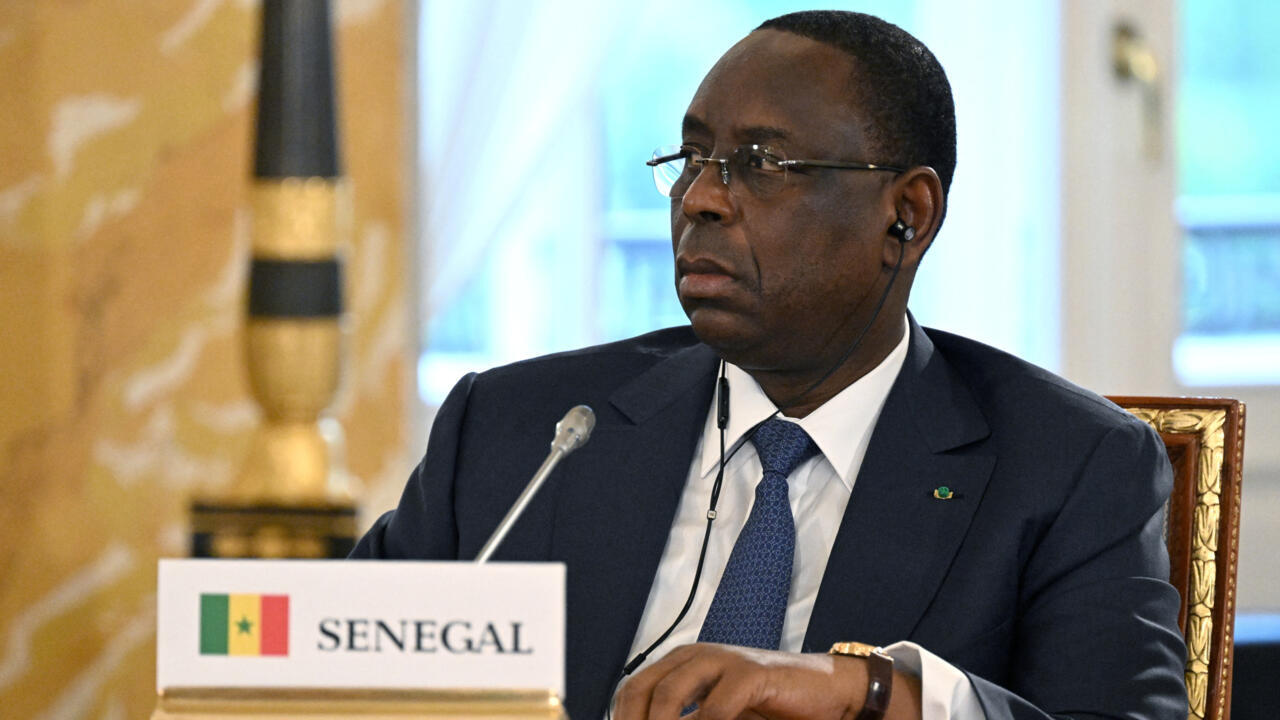 Macky Sall visé pour haute trahison : l’ancien président sénégalais dans la tourmente judiciaire