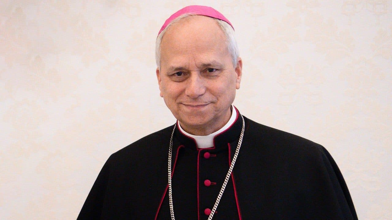 VATICAN – Robert Francis Prevost devient le nouveau Pape sous le nom de Léon XIV