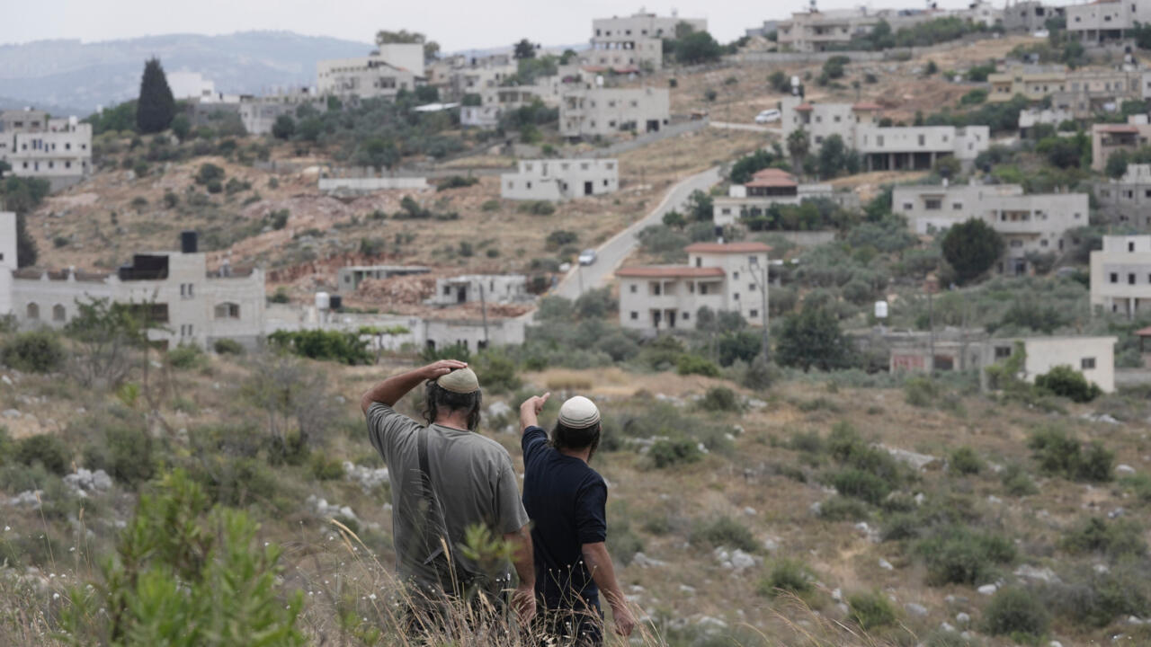 Cisjordanie occupée : deux jeunes Palestiniens tués à Sinjil, les violences de colons s'intensifient