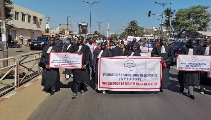 Grève de 72h dans la Justice : l’Entente SYTJUST–UNTJ hausse le ton à partir de ce lundi 14 juillet