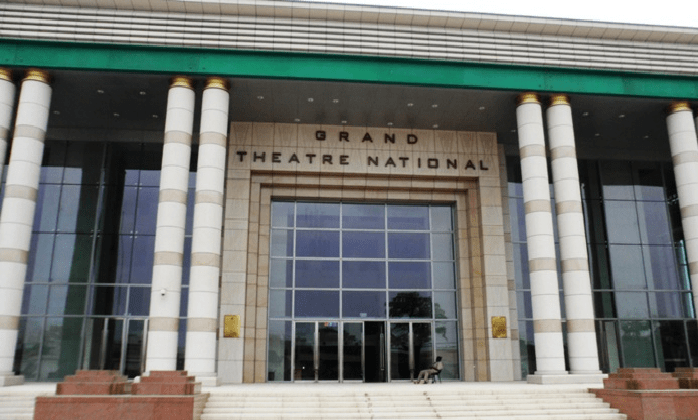 Grand Théâtre National : La direction interdit le port de greffage et la pratique de la dépigmentation