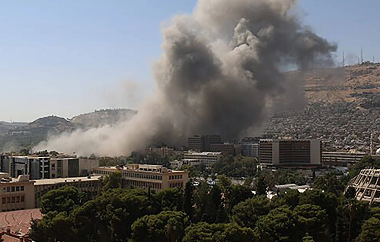 Syrie-Israël : Accord de cessez-le-feu après les frappes sur Damas, combats en cours à Soueida
