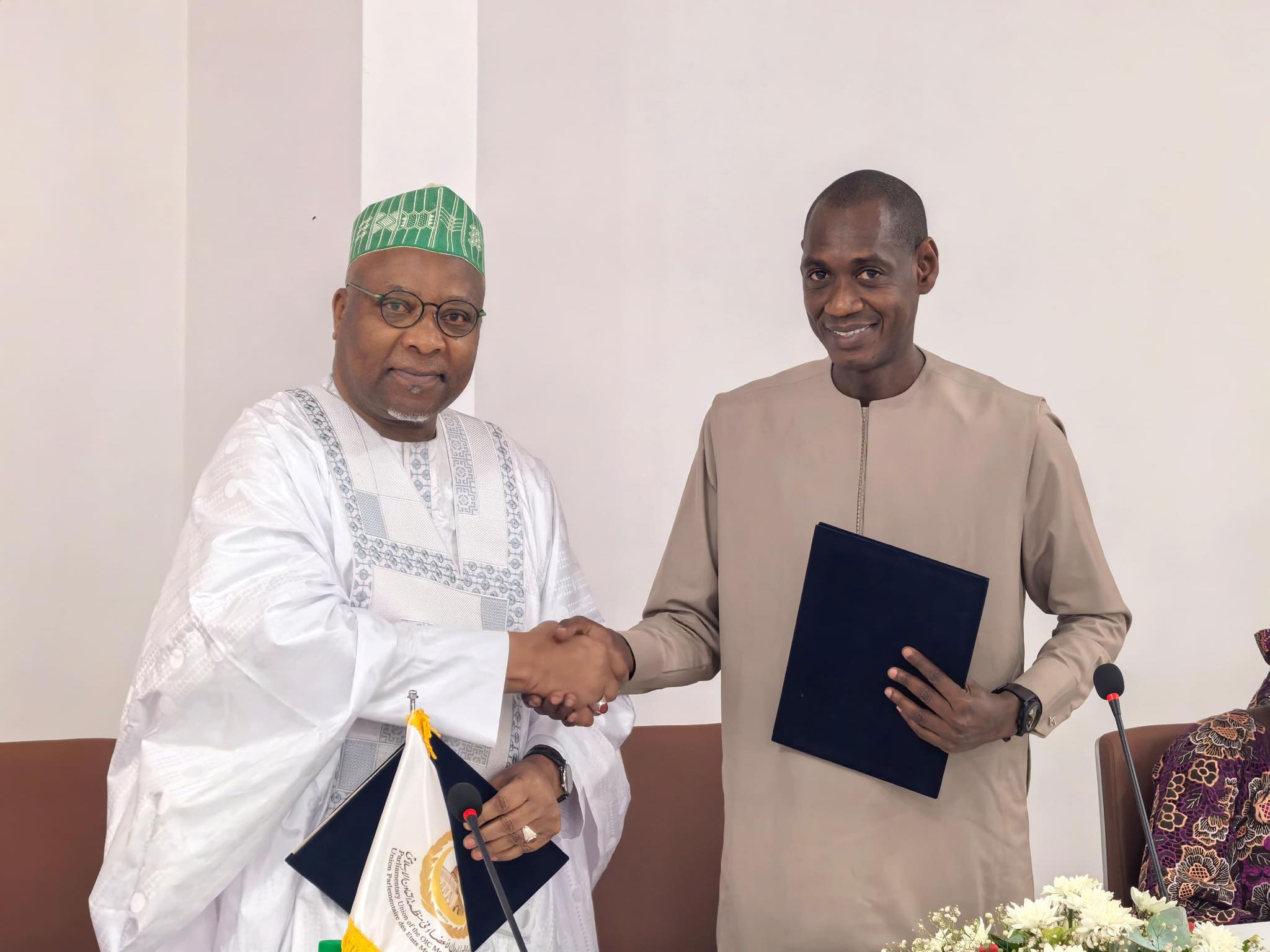 Dakar accueillera la 1ère Réunion du Comité exécutif de l’UPCI : Signature d’un protocole d’accord entre l’Assemblée nationale et Mohamed Khouraichi Niass