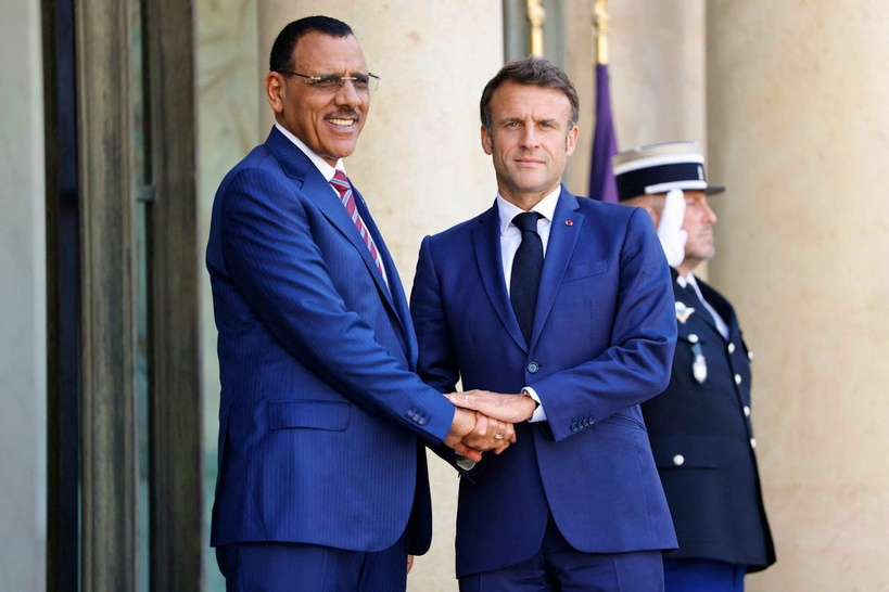 Mohamed Bazoum détenu depuis deux ans : Emmanuel Macron renouvelle son appel à la libération