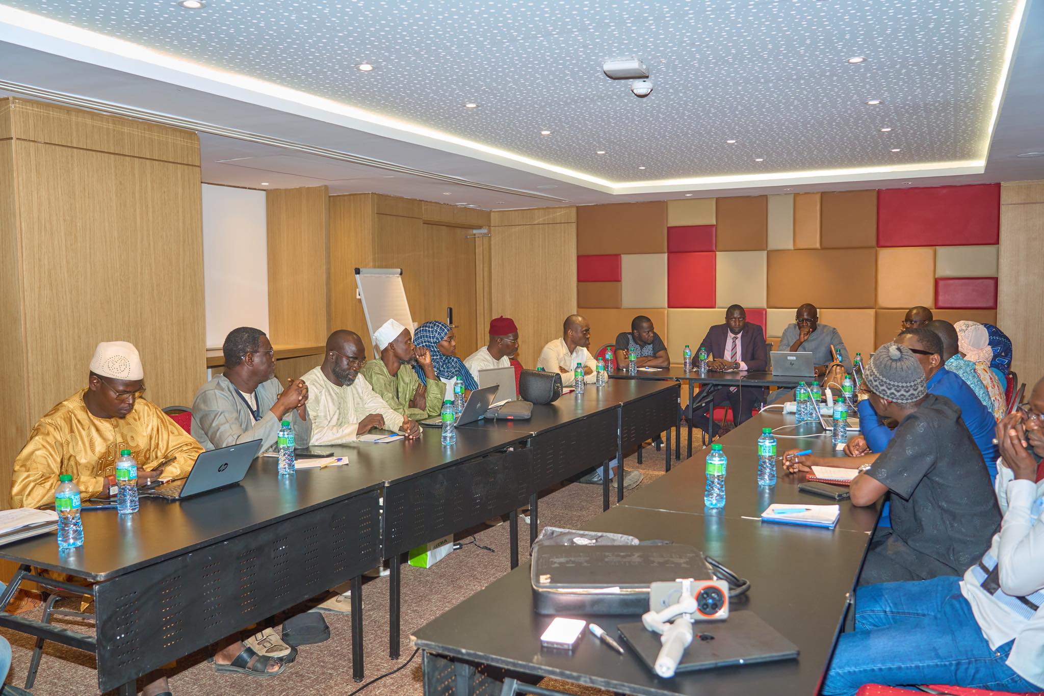 Dem Dikk renforce son engagement pour une mobilité performante