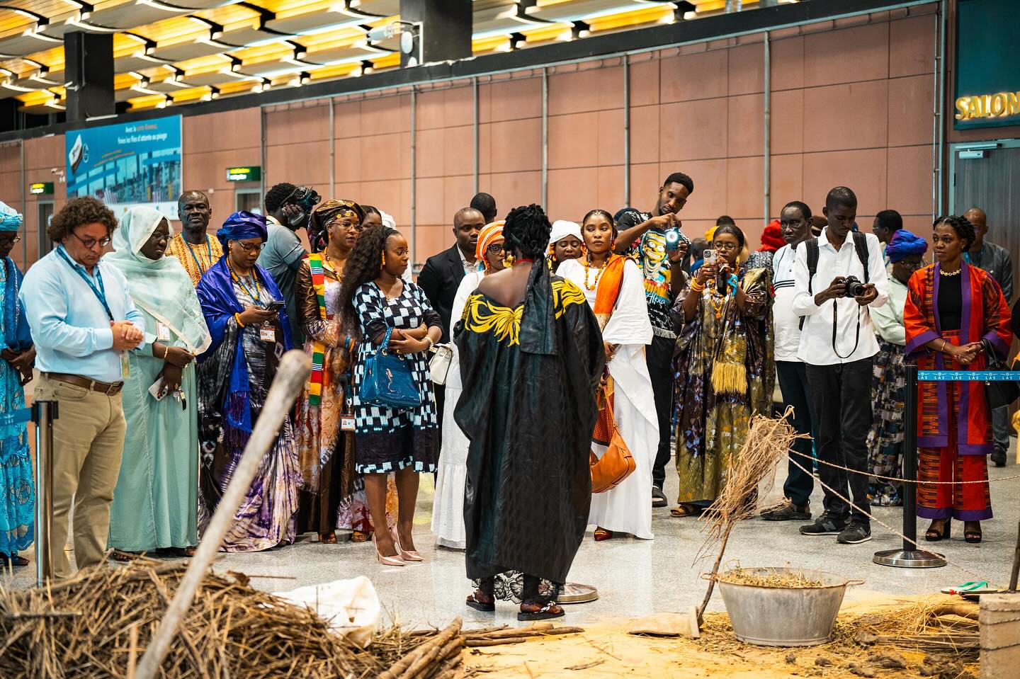 AIBD: La culture peule célébrée lors de la 2ème édition du Customer Cultural Show à l’aéroport
