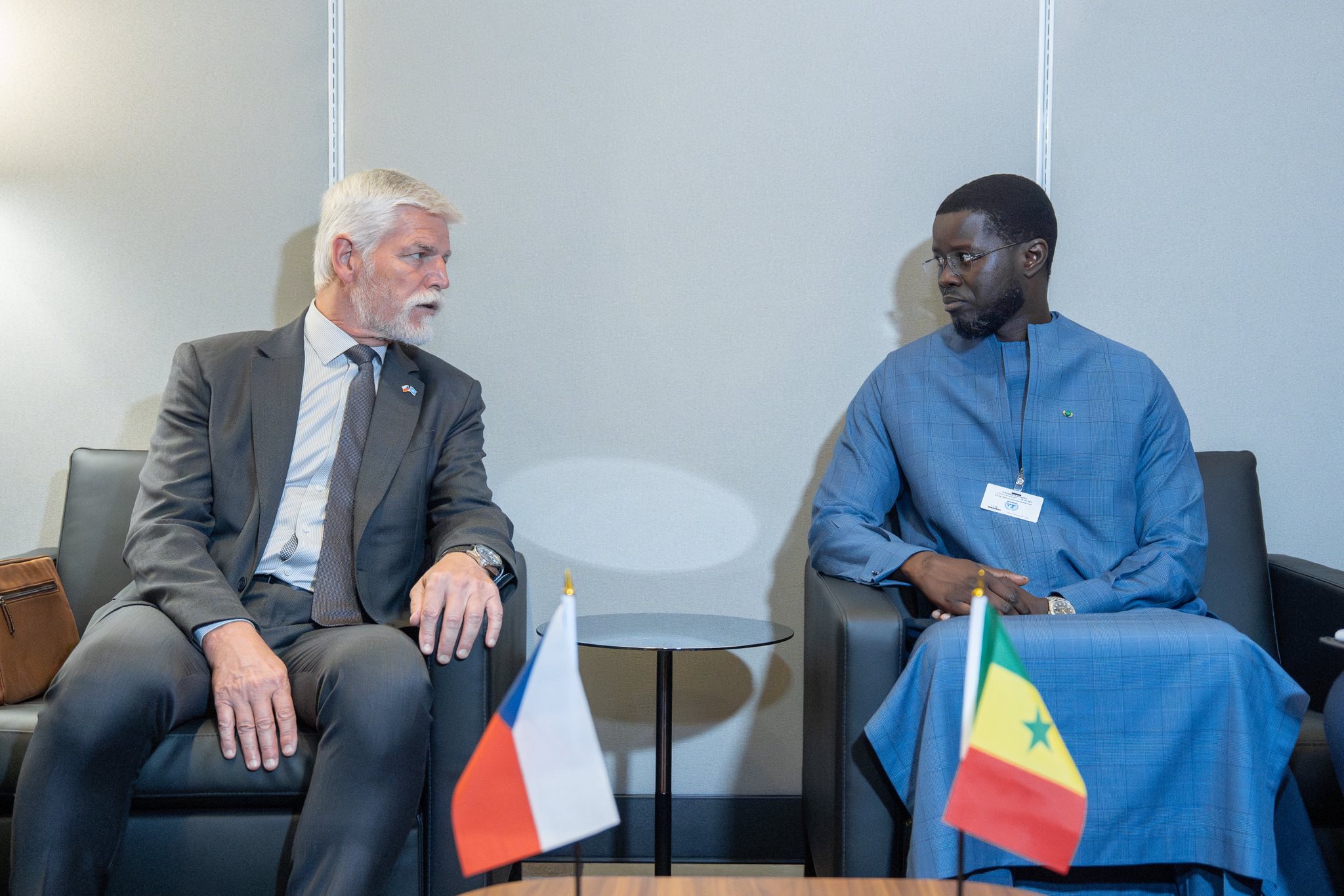 AGNU 80 : Le Président Bassirou Diomaye Faye échange avec le Président tchèque Petr Pavel sur le renforcement de la coopération bilatérale