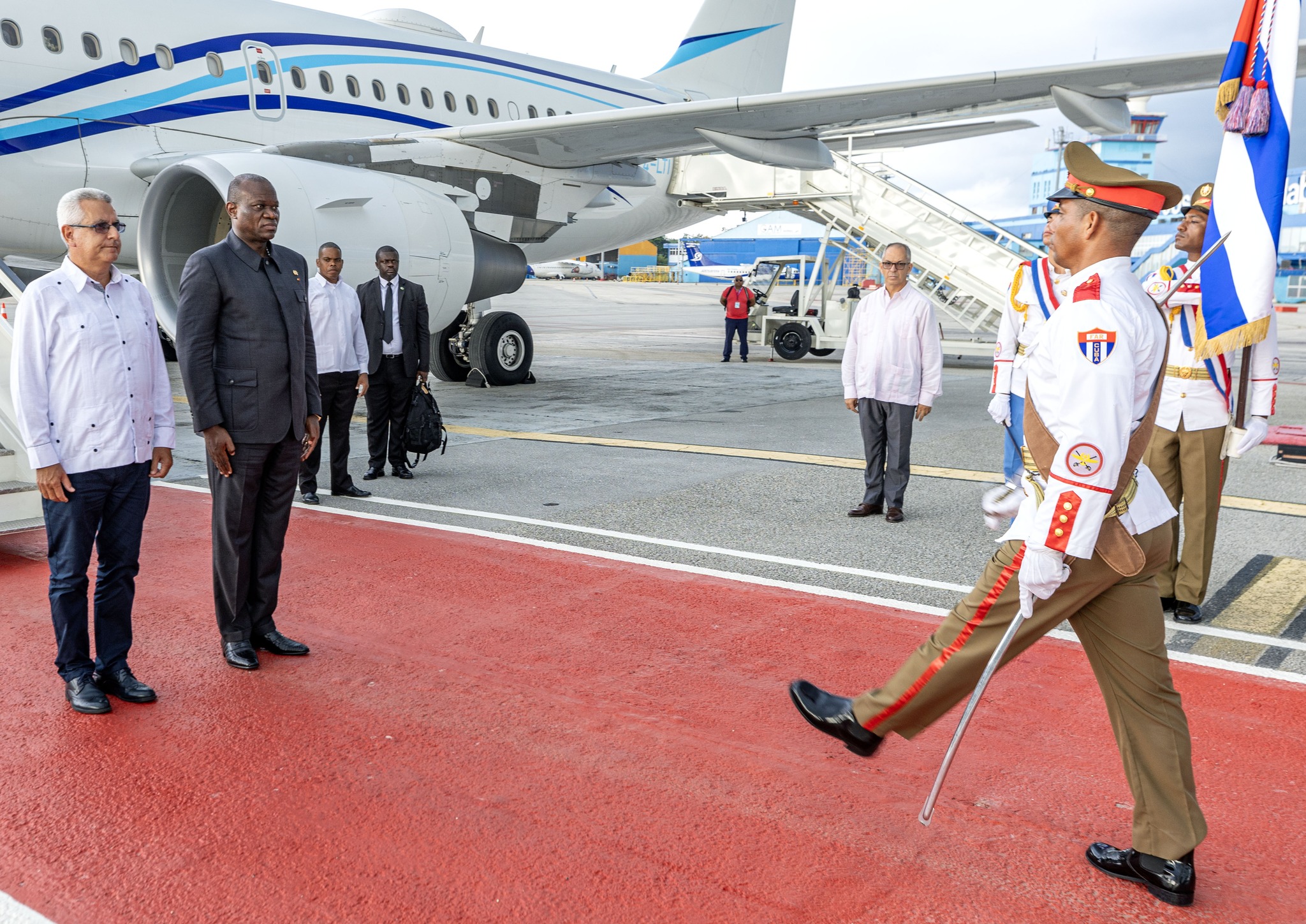 Brice Clotaire Oligui Nguema à La Havane : renforcement de la coopération Gabon-Cuba
