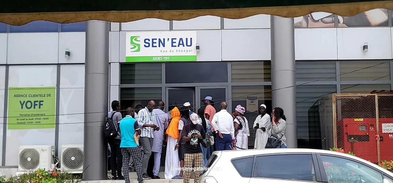 Facturation : SEN’EAU applique un droit de timbre de 1 % sur les paiements en espèces