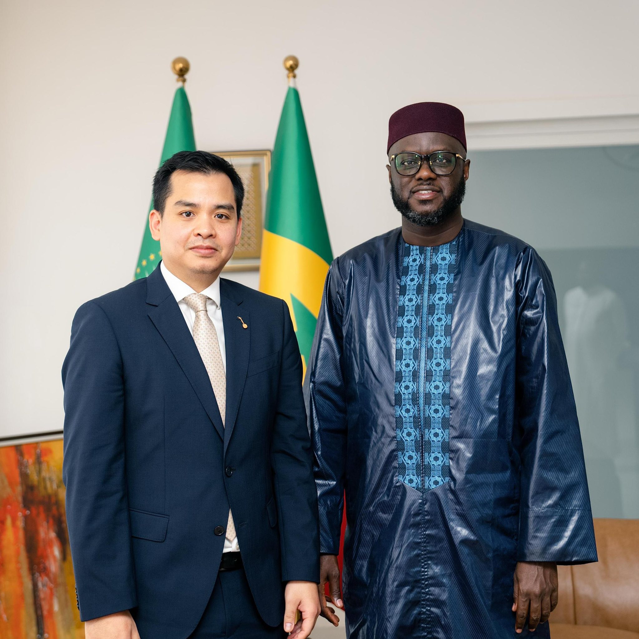 Le Président de l’Assemblée nationale El Malick Ndiaye renforce la coopération parlementaire avec le Cambodge