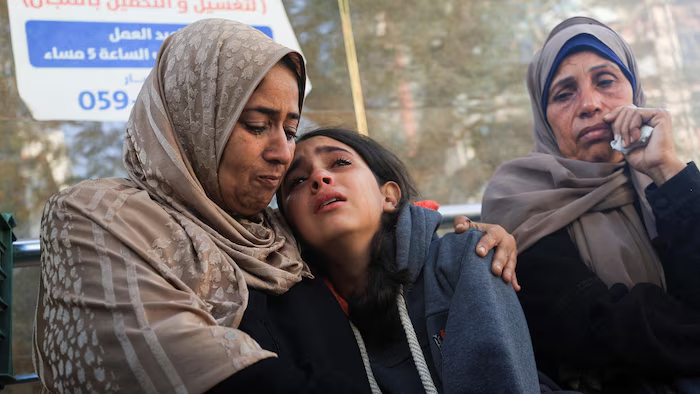 Des frappes israéliennes font cinq morts à gaza : le cessez-le-feu de plus en plus menacé