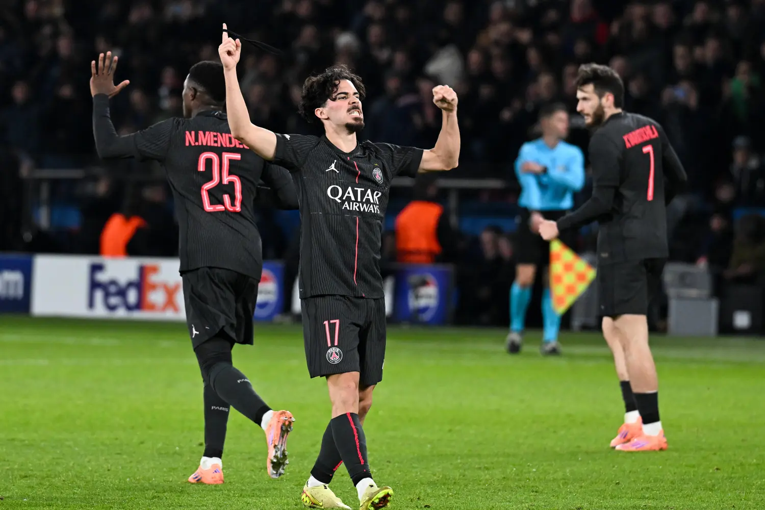 Ligue des champions : Un Vitinha exceptionnel offre au PSG une victoire folle contre Tottenham (5-3)