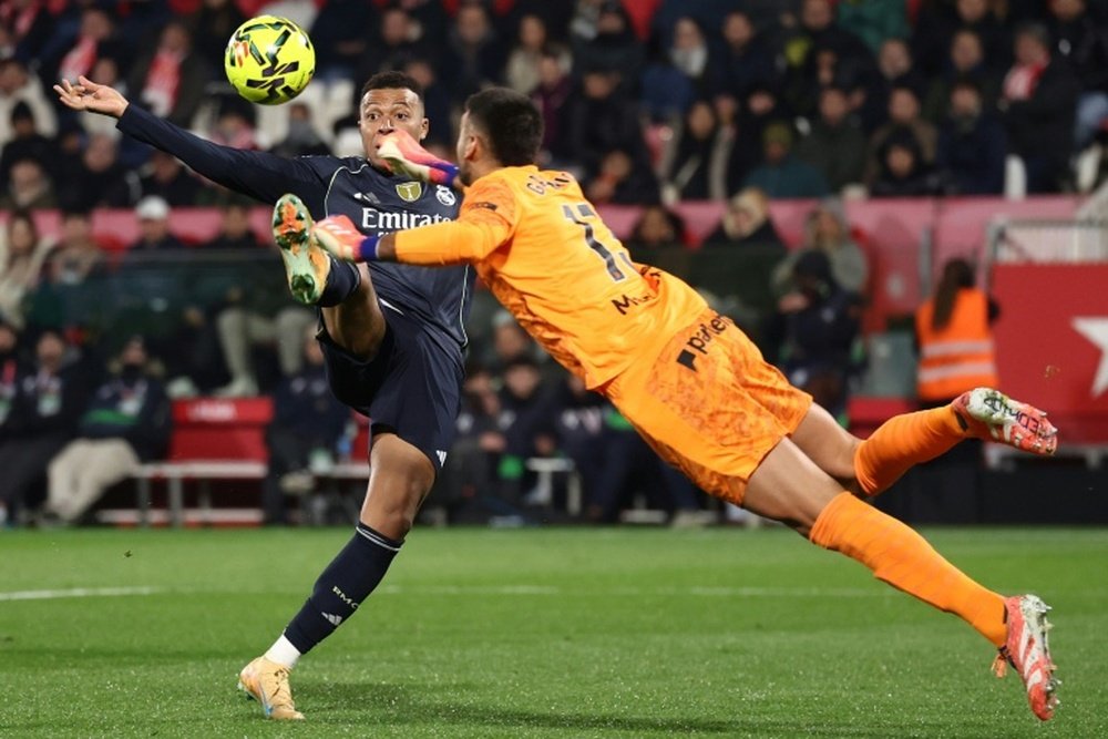Nouveau coup d’arrêt pour le Real Madrid à Gérone, le Barça prend seul la tête de la Liga