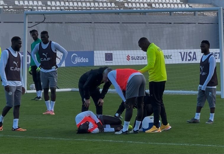 CAN 2025 : Chérif Ndiaye quitte l’entraînement en boitillant