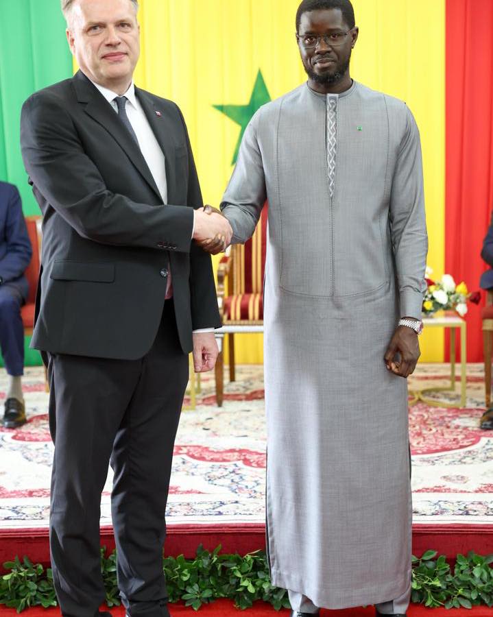 Diplomatie : La République tchèque réaffirme ses liens avec le Sénégal lors de la présentation des vœux au Président Faye