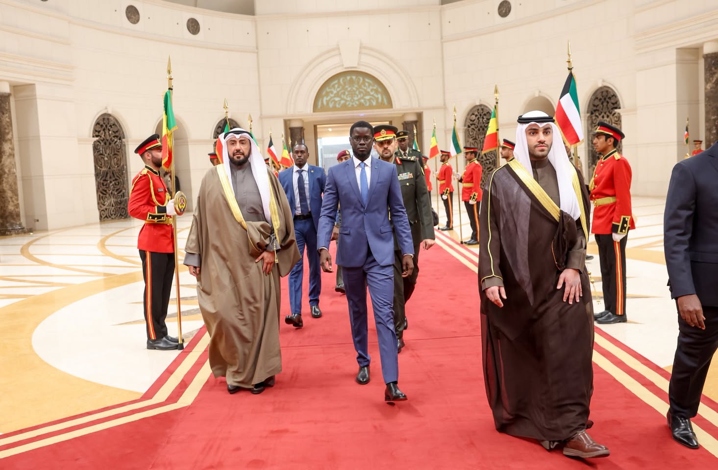 Bassirou Diomaye Faye quitte le Koweït et rejoint Abu Dhabi pour la Semaine de la Durabilité