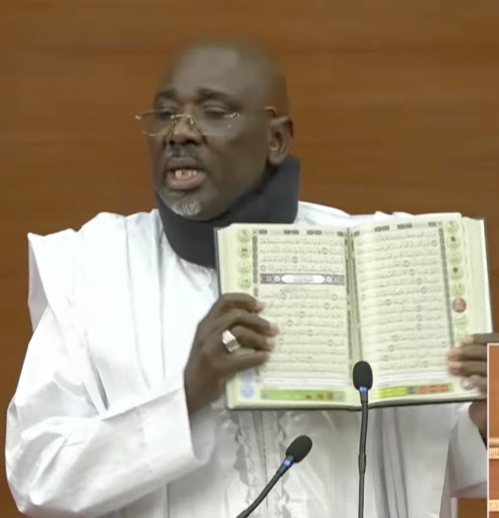 Assemblée nationale: Farba Ngom prête serment sur le Coran lors du débat sur son immunité parlementaire