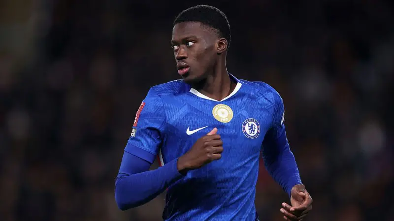 Mamadou Sarr, le “fils” de Rosenior : de la CAN chargée d’émotion à Chelsea