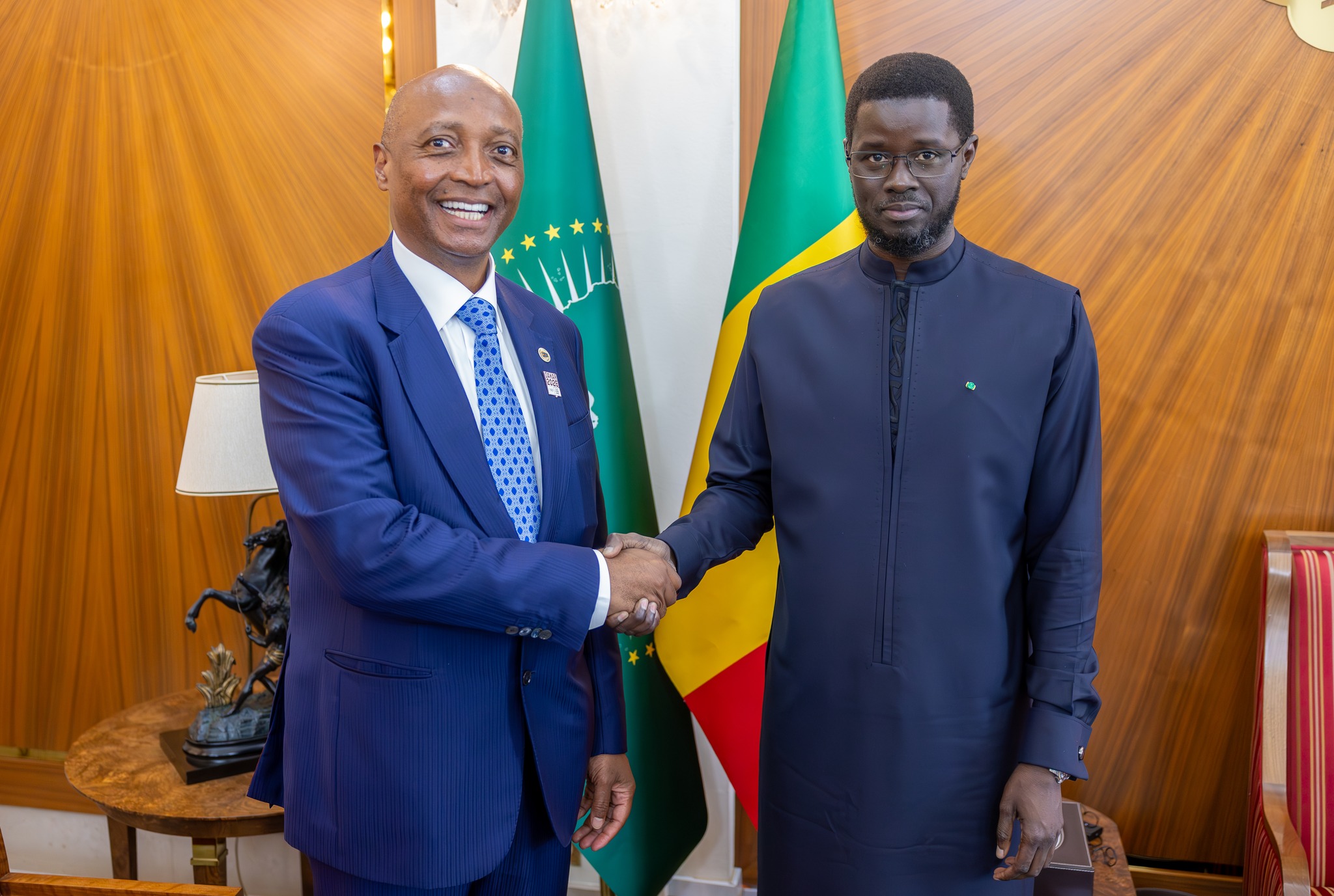 Audience au Palais : Bassirou Diomaye Diakhar Faye échange avec Patrice Motsepe sur la situation du football africain