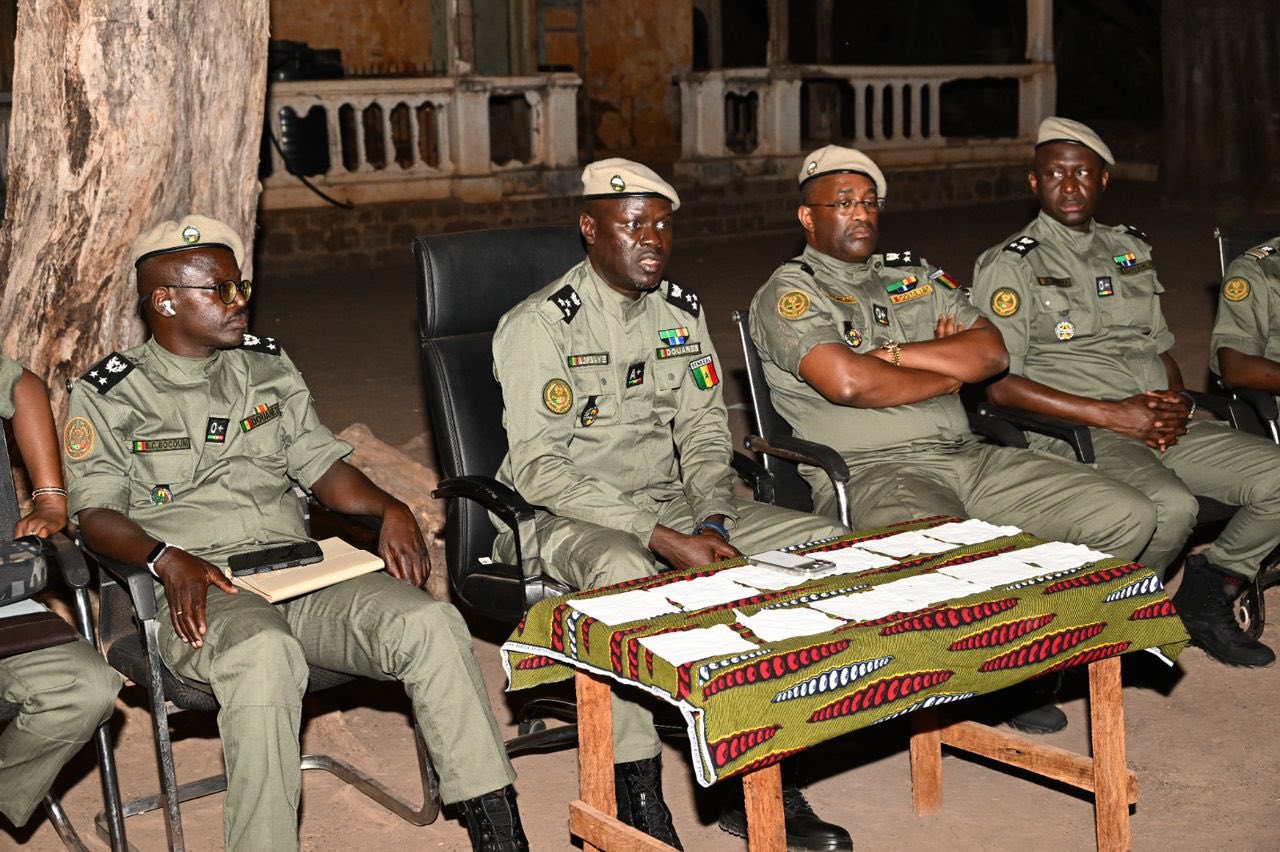 Douanes : Le DGD Babacar Mbaye salue la résilience des agents au poste de Guénéto.