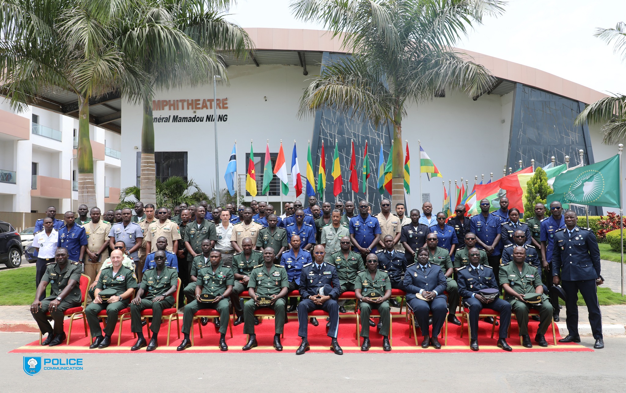 Sécurité et Défense : L’Inspecteur général Mame Seydou Ndour expose la stratégie sénégalaise contre la migration irrégulière