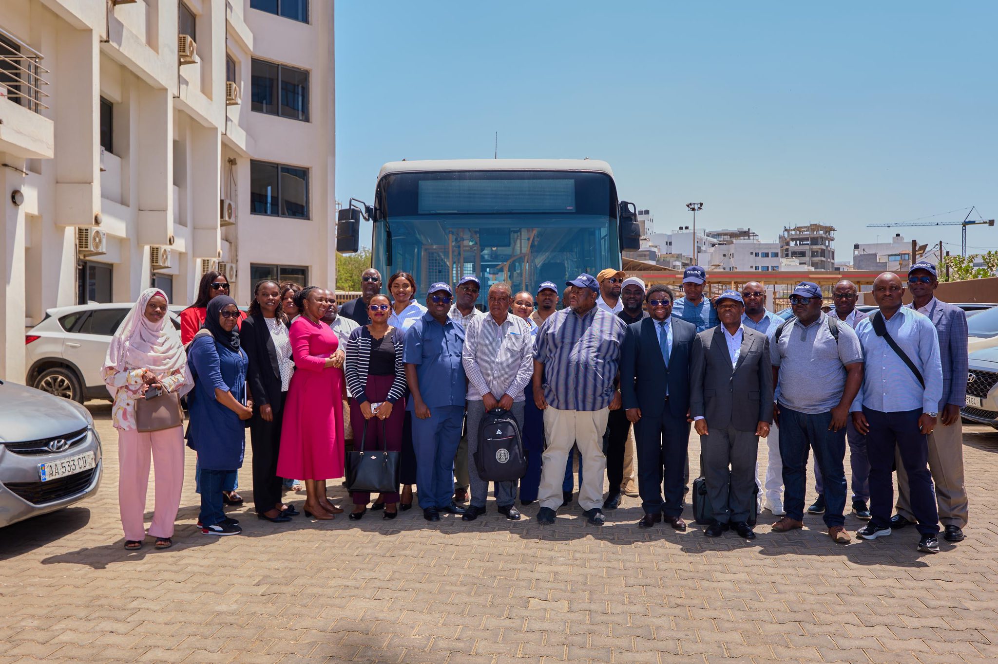 Transport Public : Dakar Dem Dikk (DDD) devient une référence technologique pour la régulation tanzanienne