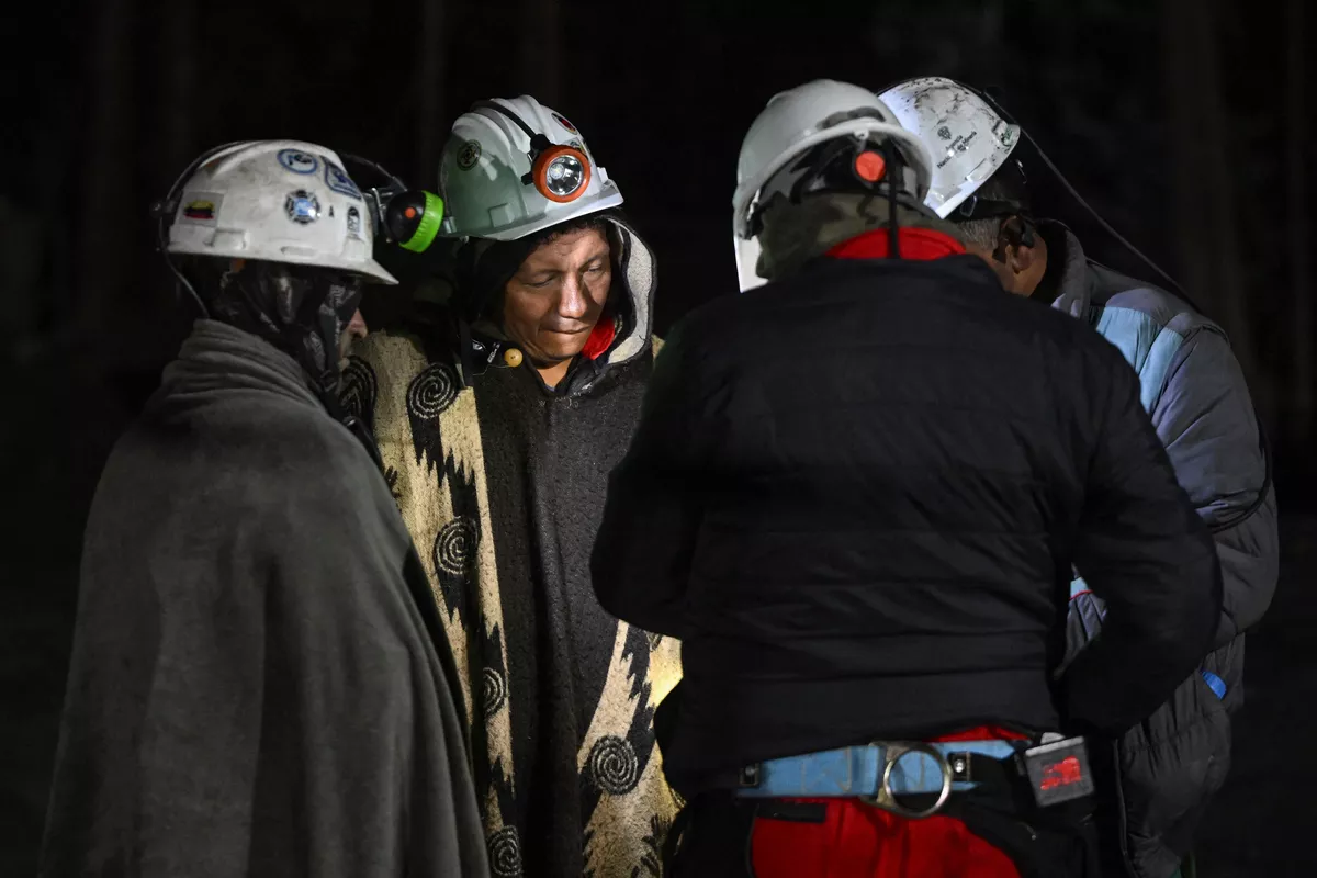 Colombie : 14 mineurs portés disparus après une explosion dans une mine de charbon à Sutatausa