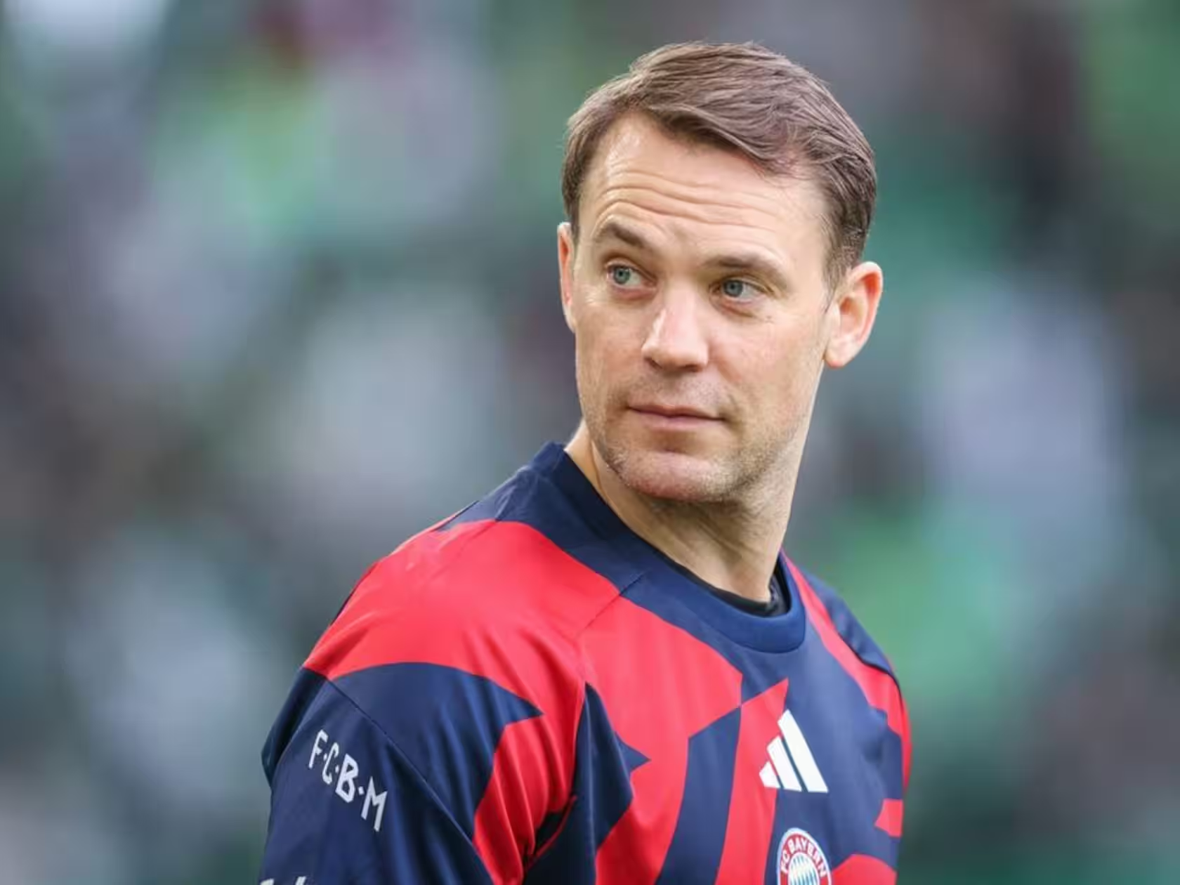 FC Bayern: Manuel Neuer prolonge jusqu’en 2027 et verrouille encore la hiérarchie des gardiens