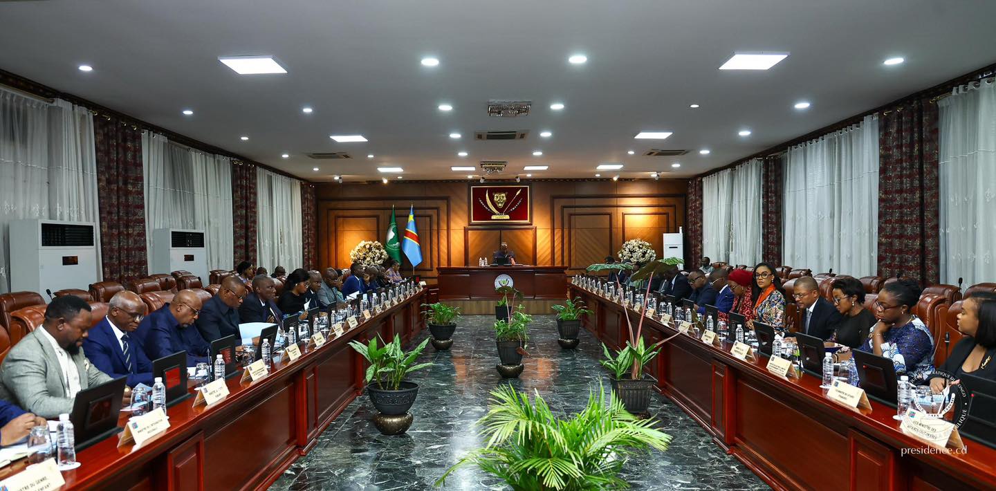 RDC : Près de 95 000 sous-officiers de la Police nationale régularisés après 13 ans d’attente