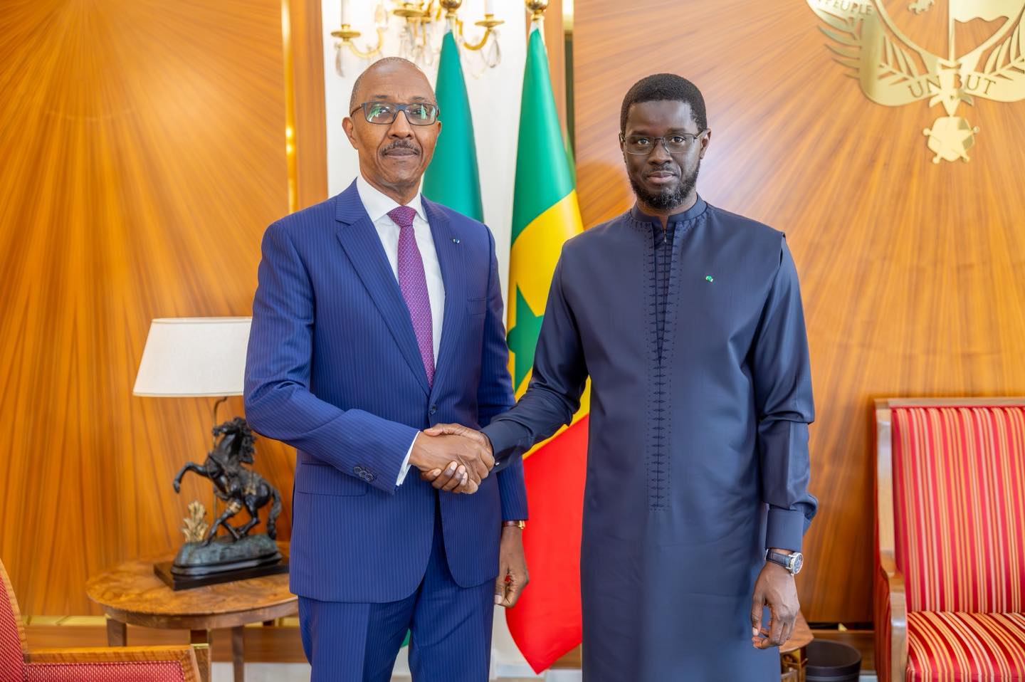 INSTITUTIONS / DIALOGUE NATIONAL: Le Président Bassirou Diomaye Faye réunit quatre anciens Premiers ministres au Palais de la République !