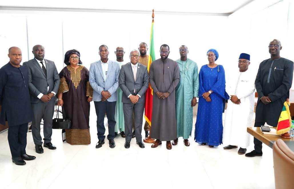 Coopération aéronautique : Le Ministre Sérigne Abdoul Ahad Ndiaye reçoit le Directeur Général de l’ASECNA à Dakar