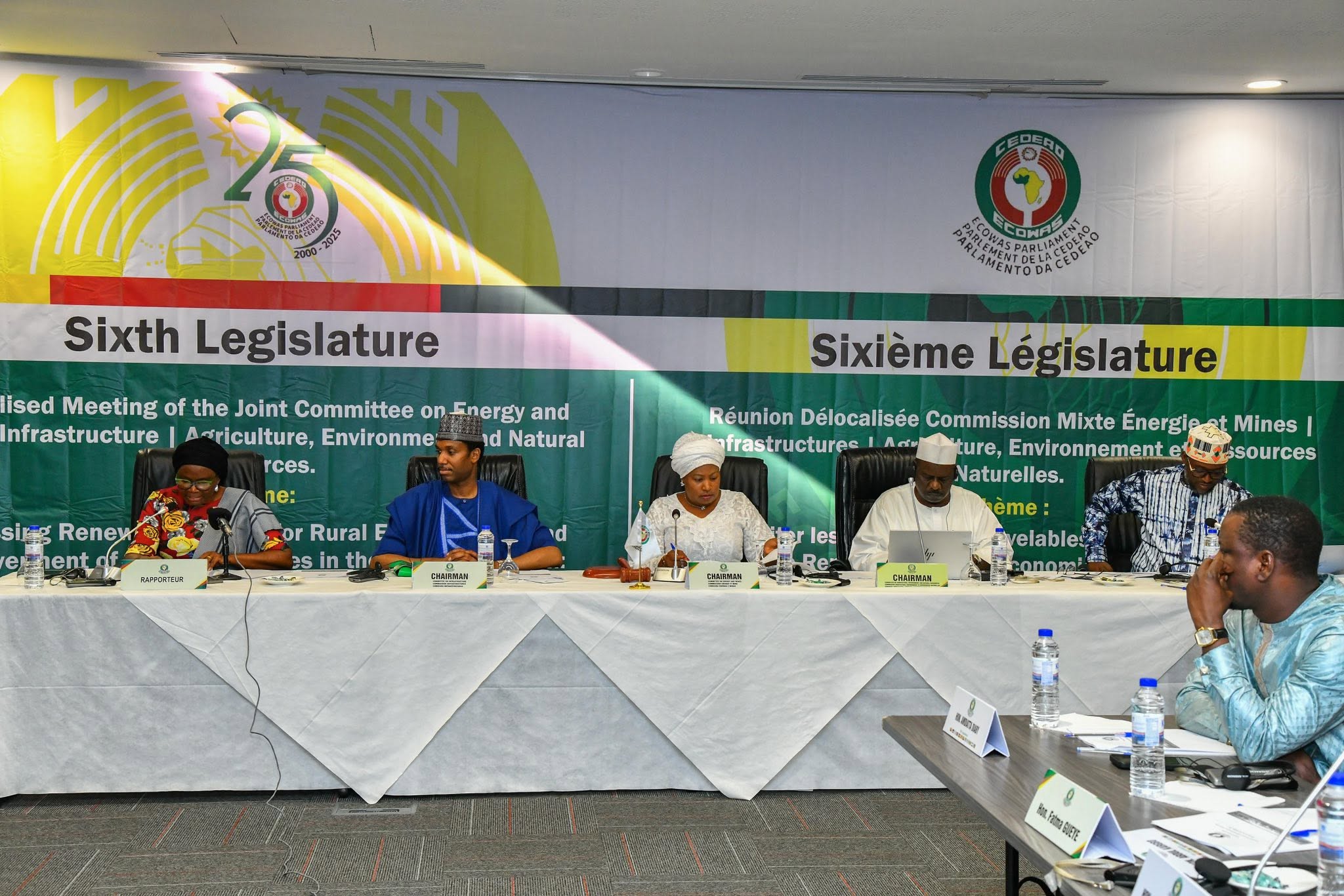 Électrification rurale: Le Parlement de la CEDEAO clôture sa réunion à Dakar avec des décisions fortes