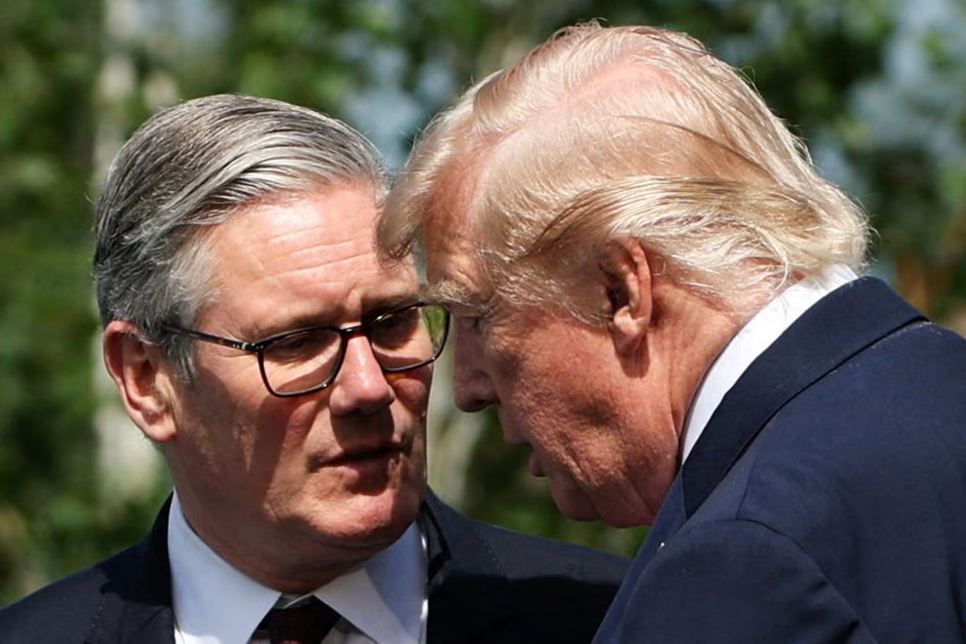 Royaume-Uni: Trump prédit la démission de Starmer, qu'il accuse d'avoir « échoué » sur l'immigration et l'énergie