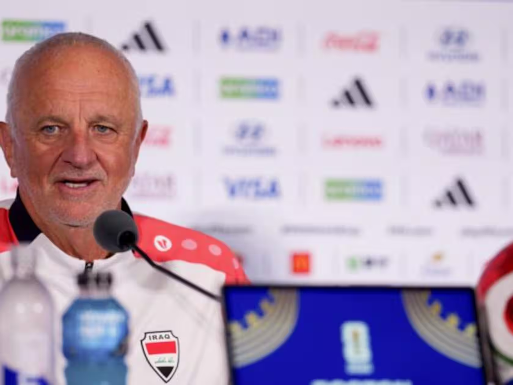 Équipe de France: la boutade géniale de Graham Arnold, sélectionneur de l'Irak, sur l'attaque des Bleus