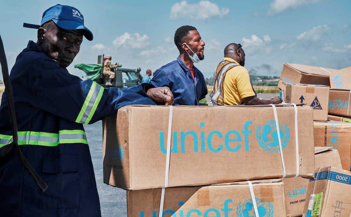 Ébola : l’UNICEF et Gavi accélèrent la recherche d’un vaccin contre la souche Bundibugyo