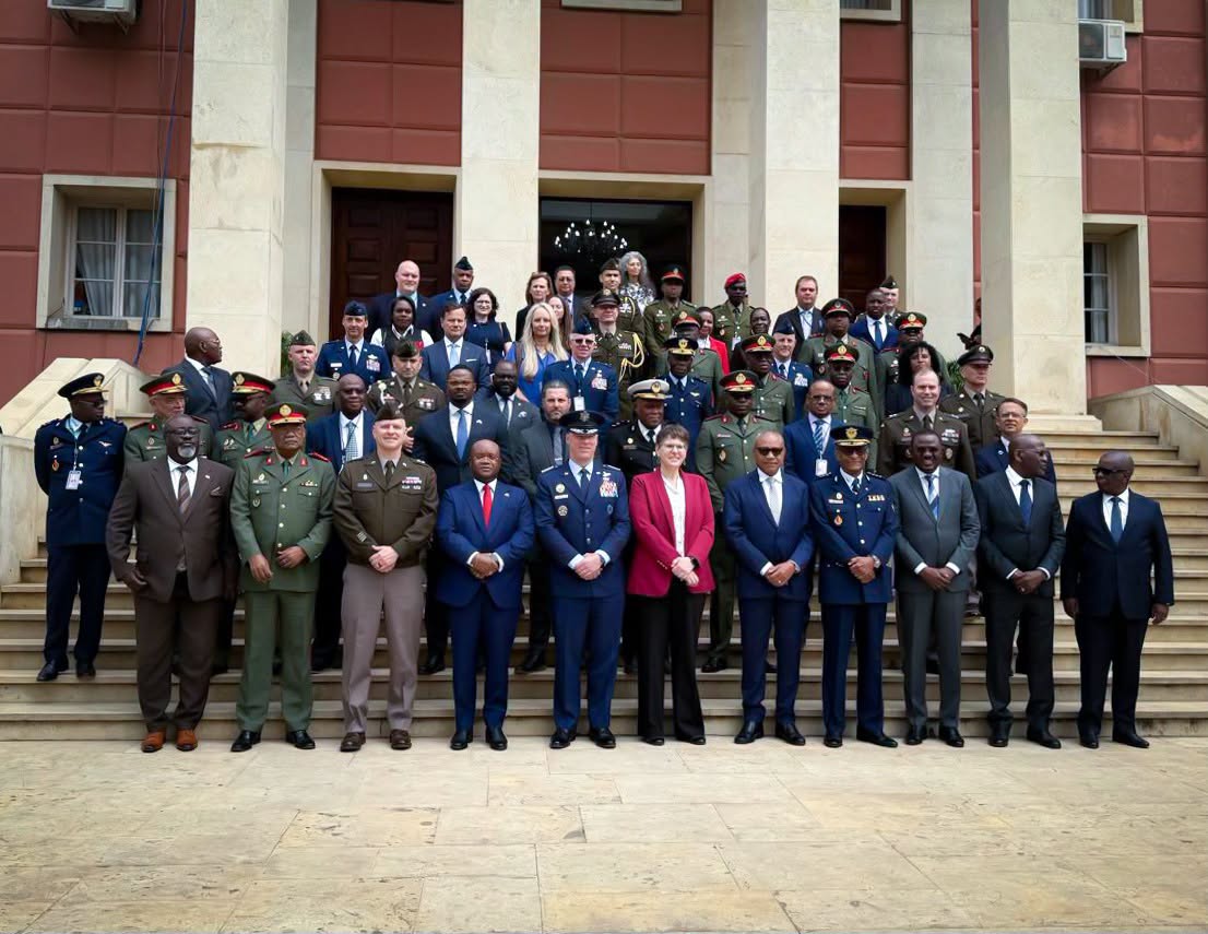 Coopération militaire : Le Commandement africain des États-Unis renforce ses alliances stratégiques avant l'ACHOD26 à Luanda