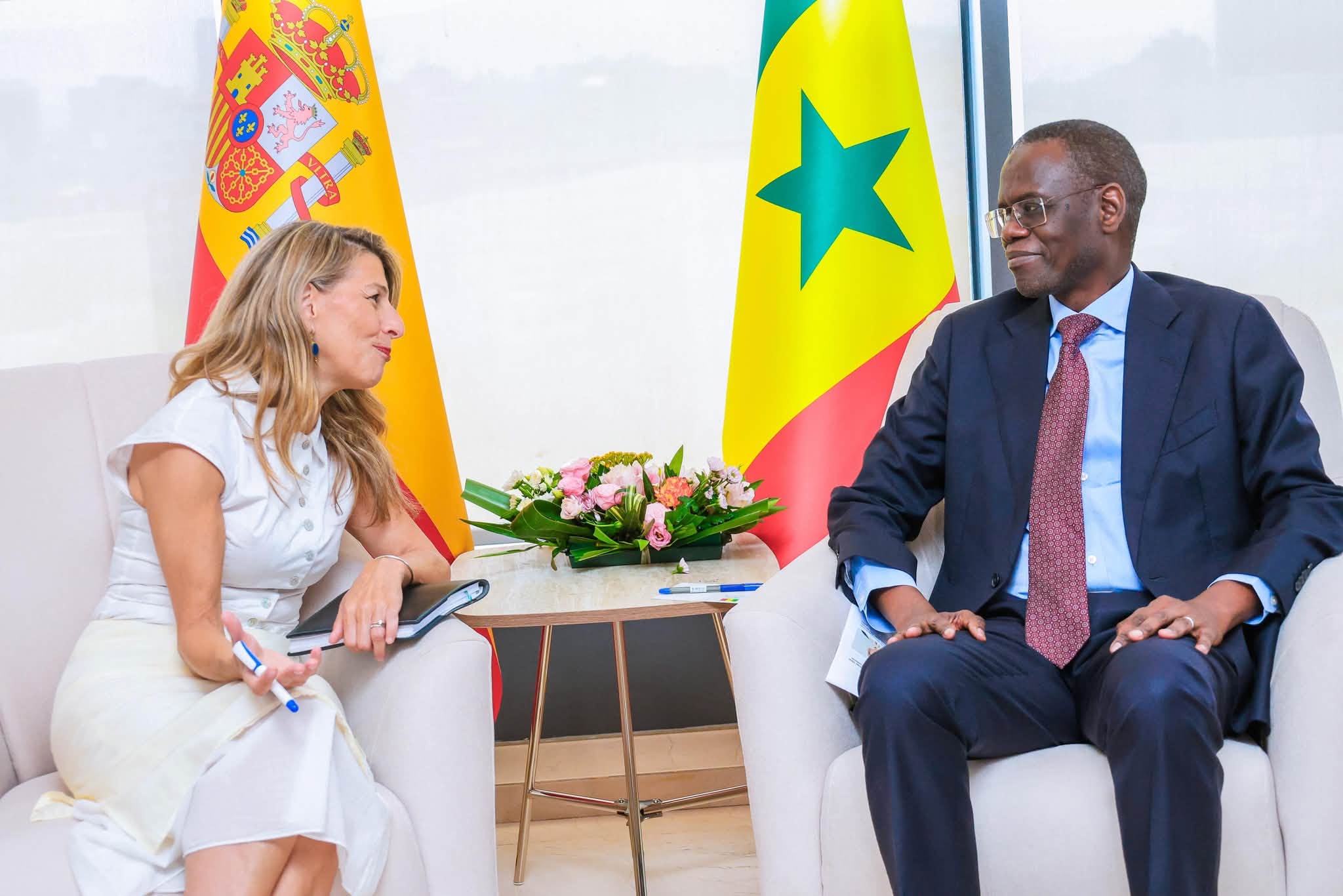 Coopération bilatérale : Le Premier ministre Ahmadou Al Aminou Lô reçoit la Vice-Présidente espagnole Yolanda Díaz à Dakar