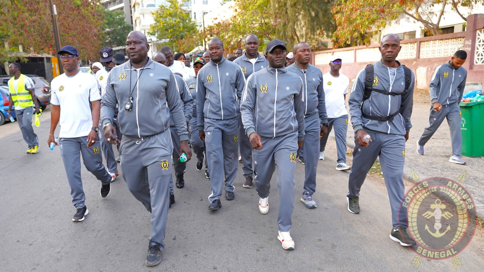 Dakar-Plateau : Le ministre Yankhoba Diémé et l'armée marchent ensemble pour la cohésion et la santé