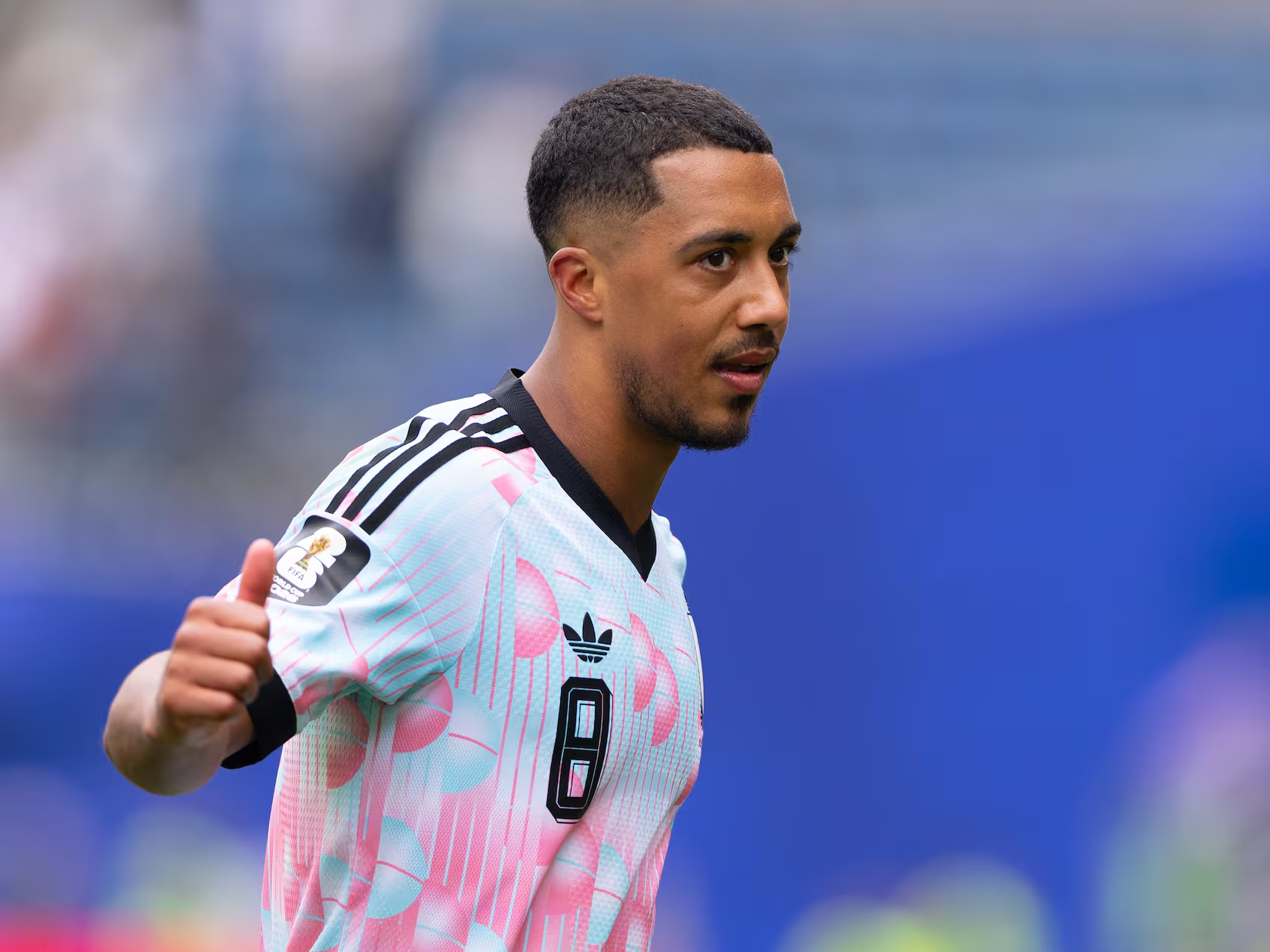 Manchester United officialise l'arrivée de Youri Tielemans pour 41 millions d'euros