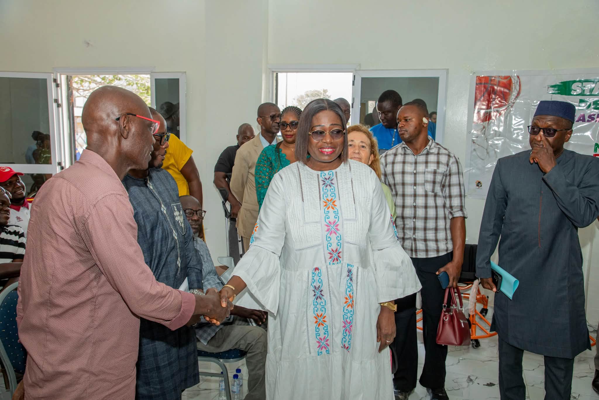 Inclusion sociale: La ministre Marie Angélique Diouf apporte un soutien d’envergure à l’Handi-Basket et au centre Talibou Dabo
