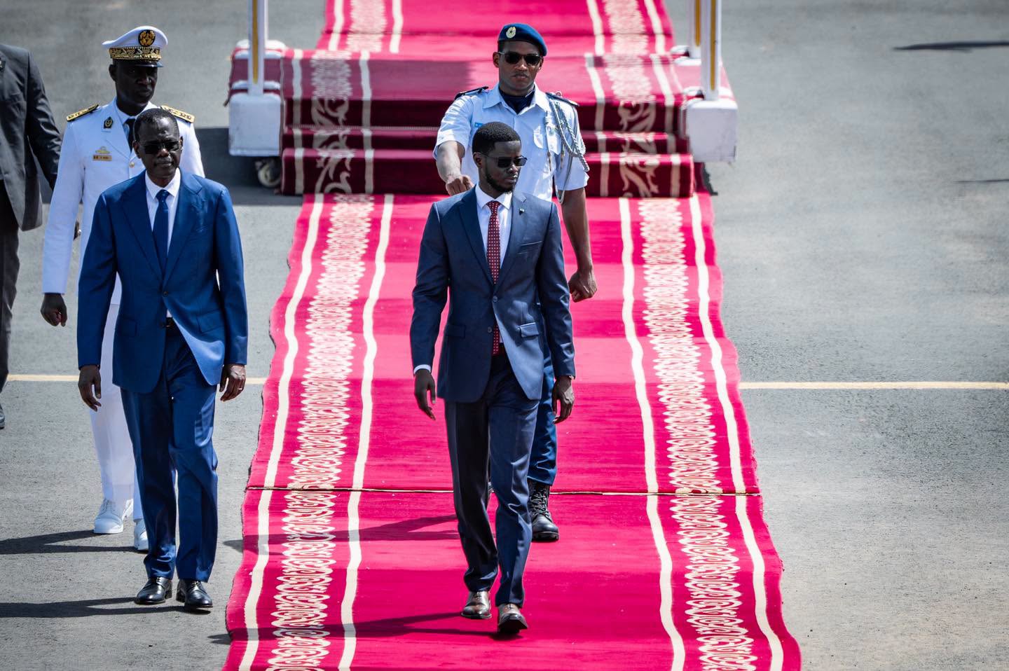 Diplomatie: le président Bassirou Diomaye Faye à Freetown pour le Sommet de la CEDEAO sur l'intégration régionale