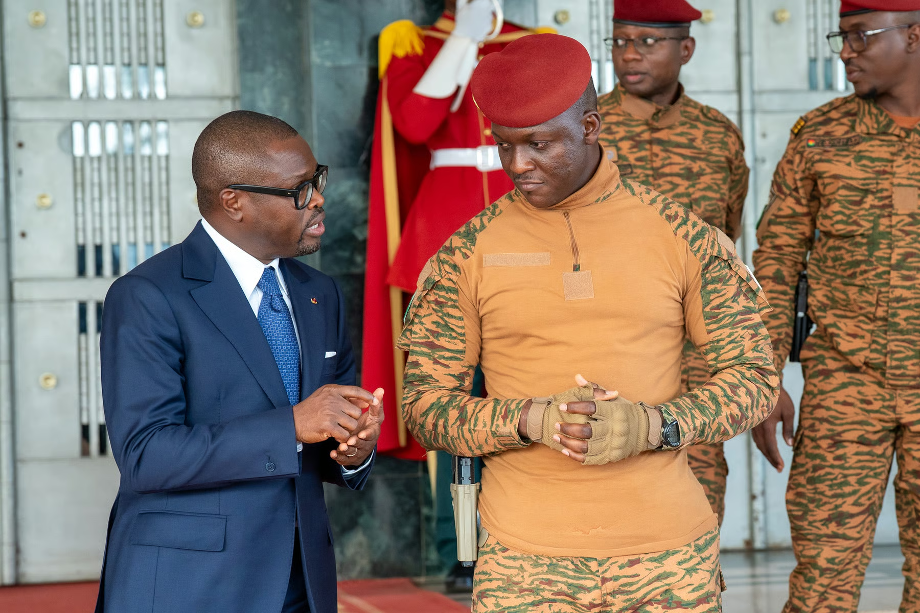 Fausse alerte à la frontière Bénin-Burkina Faso: pas d'opération militaire conjointe, mais un vieux différend territorial