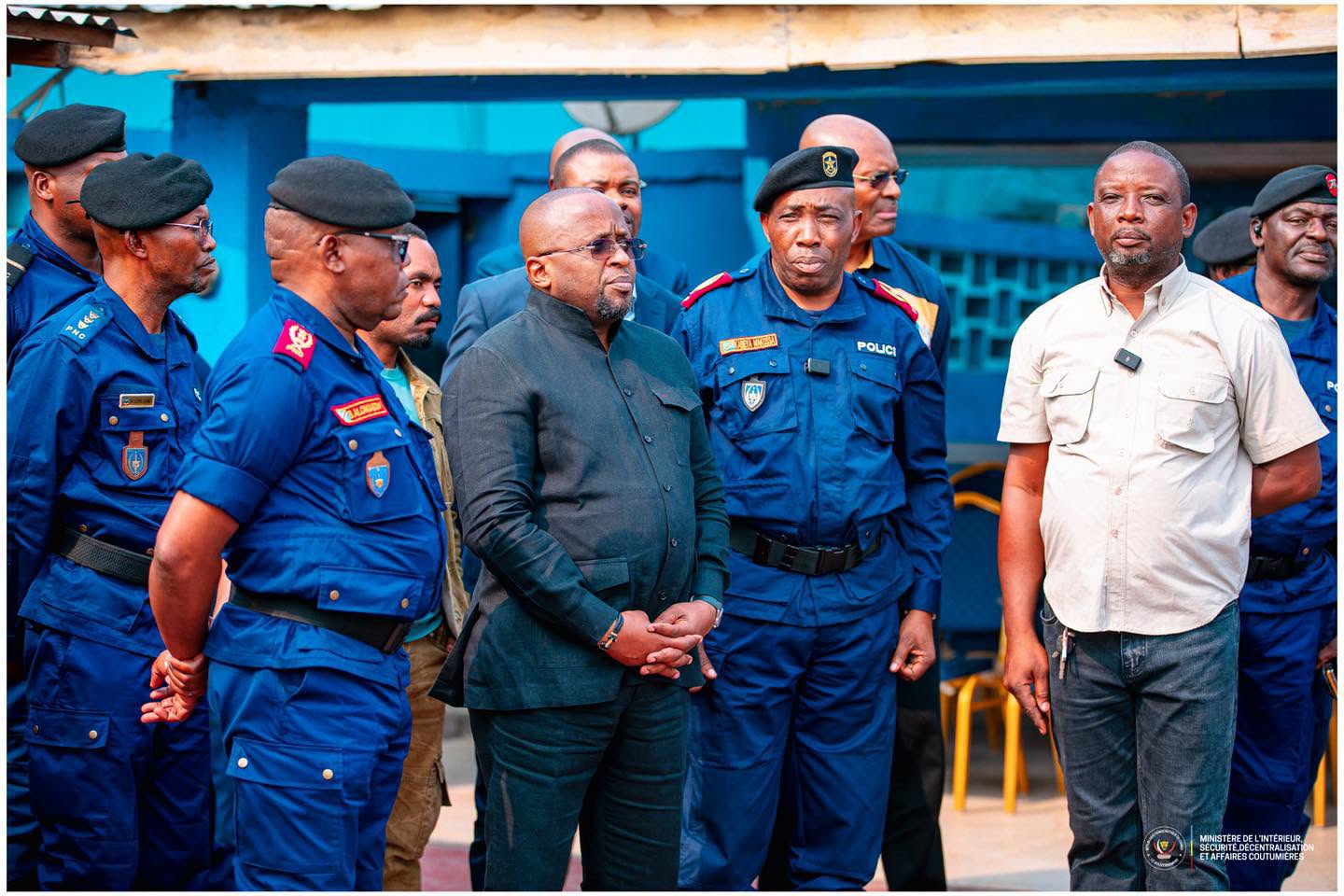 RDC : Le VPM Jacquemain Shabani inspecte les installations et le matériel de la Légion Nationale d'Intervention