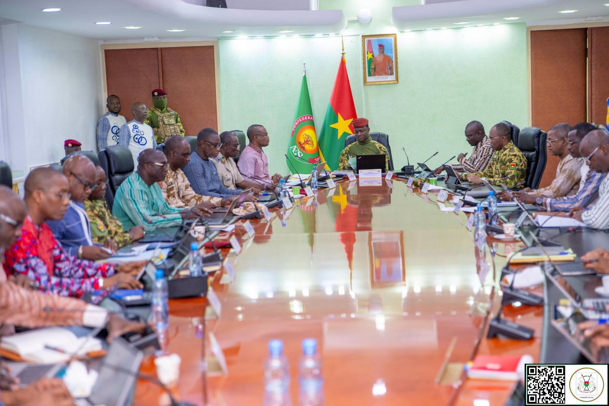 Burkina Faso: Adoption d'un budget rectificatif en hausse et libéralisation du contrôle qualité BTP en Conseil des ministres