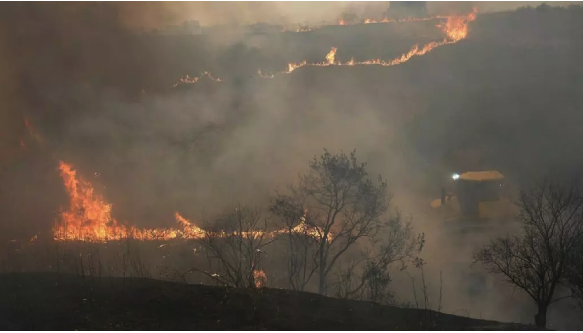 Espagne: Plus de 40 000 personnes touchées par des incendies hors de contrôle menaçant de fusionner près de Madrid