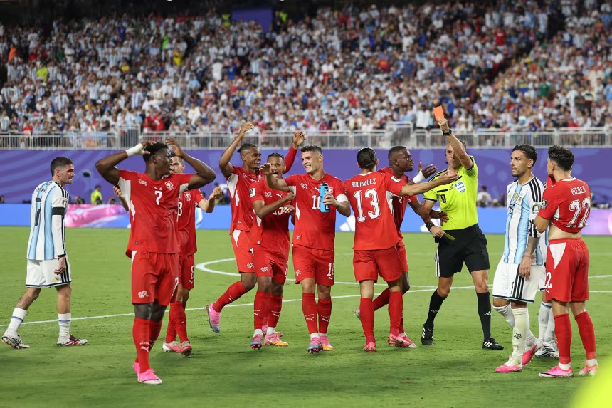 L'IFAB reconnaît que le carton rouge de Breel Embolo contre l'Argentine n'aurait pas dû être donné